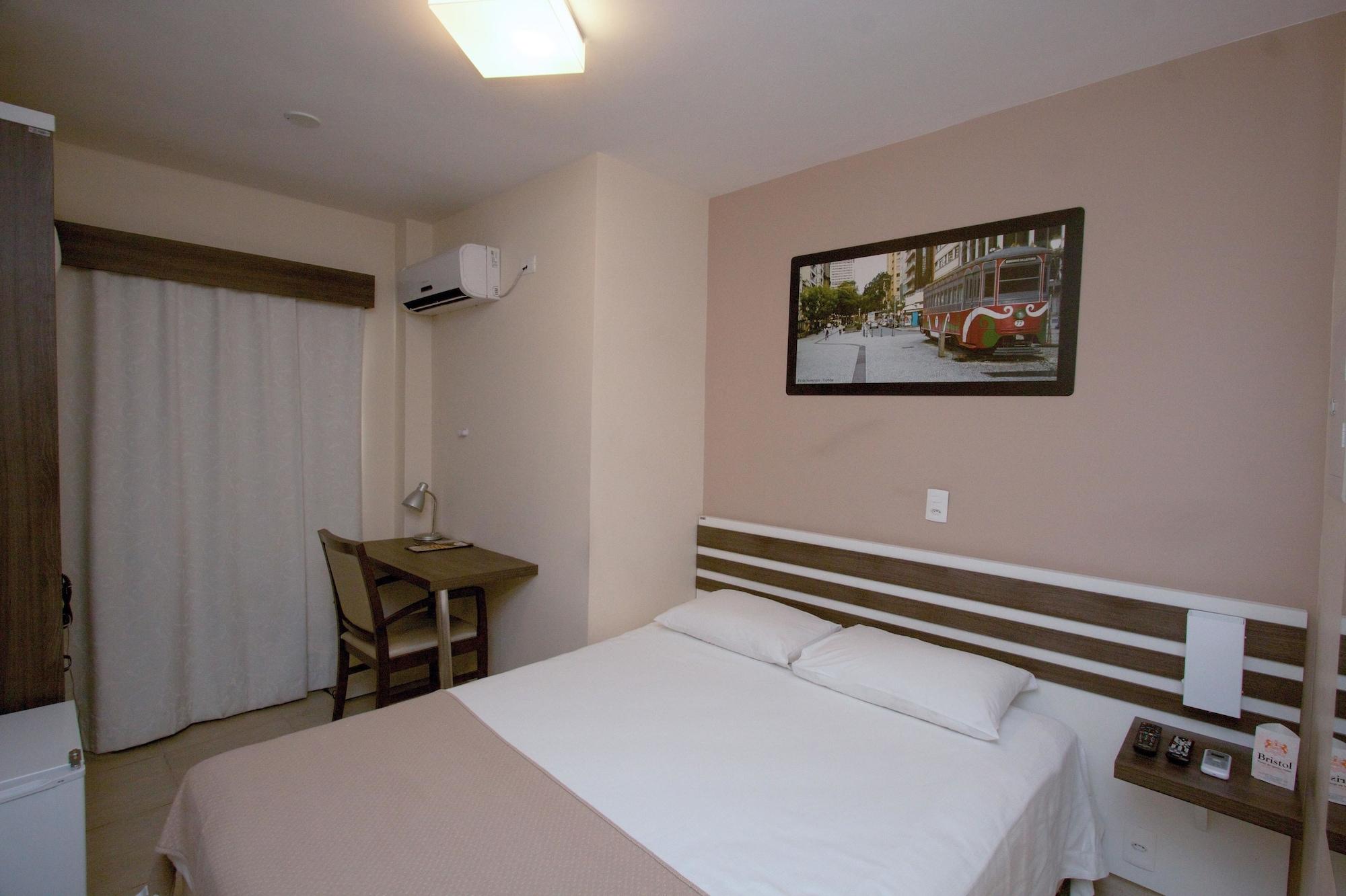 Bristol Portal Do Iguacu Curitiba Aeroporto Hotel Екстериор снимка