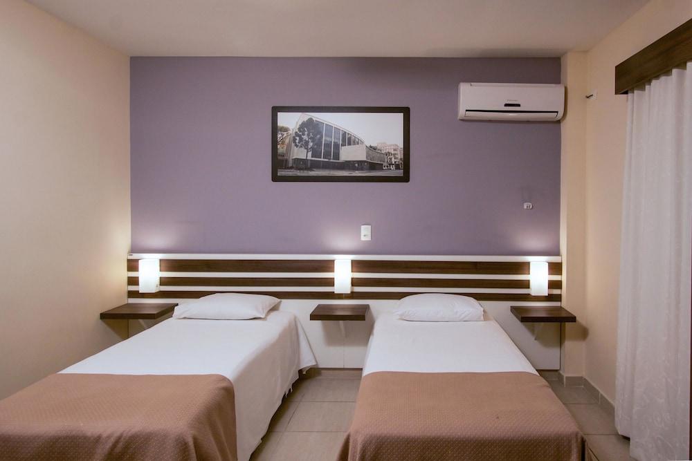 Bristol Portal Do Iguacu Curitiba Aeroporto Hotel Екстериор снимка