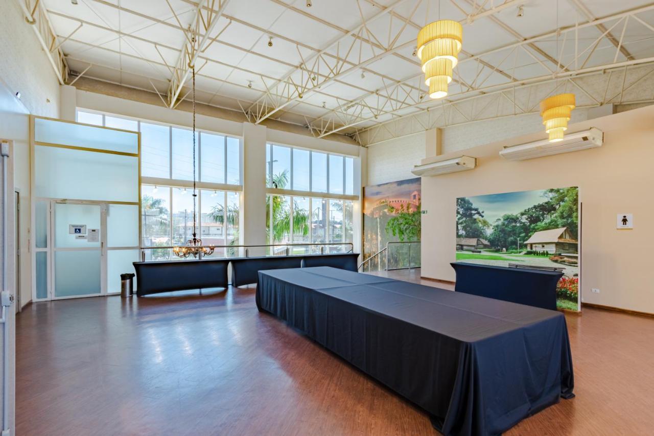 Bristol Portal Do Iguacu Curitiba Aeroporto Hotel Екстериор снимка