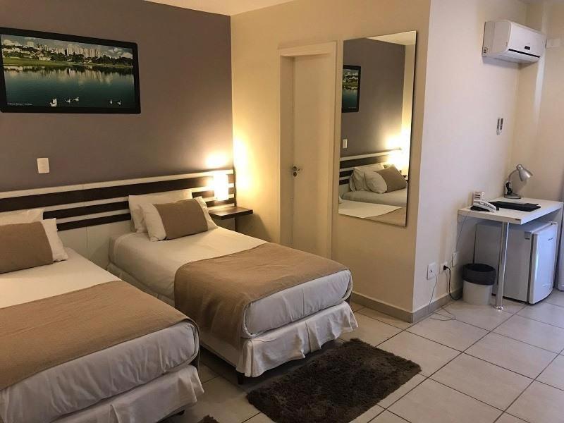 Bristol Portal Do Iguacu Curitiba Aeroporto Hotel Екстериор снимка