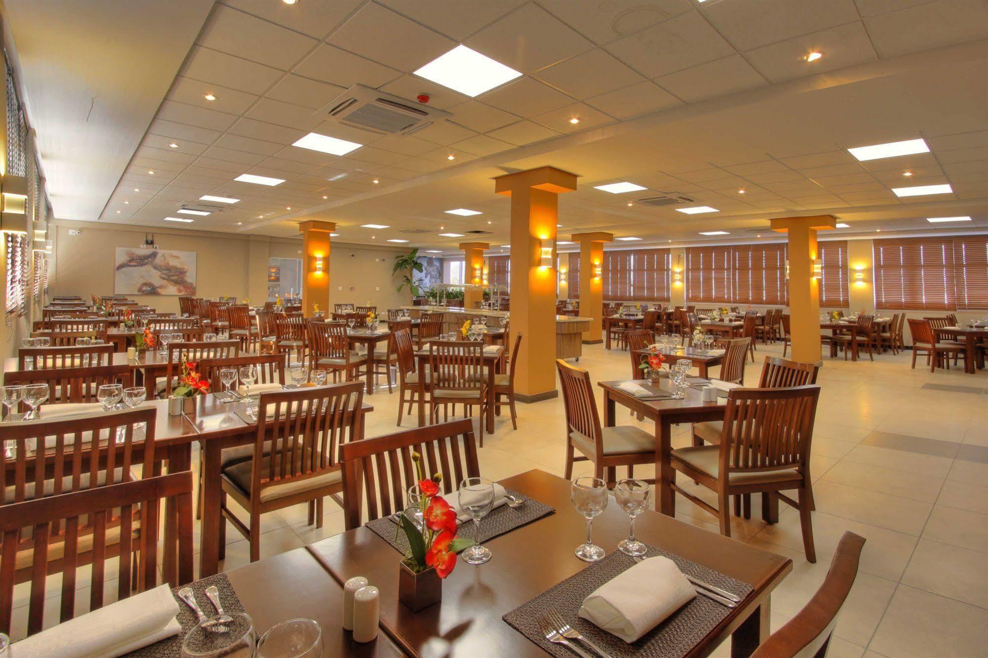 Bristol Portal Do Iguacu Curitiba Aeroporto Hotel Екстериор снимка
